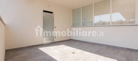 3 bedrooms Villa in Legnano, Italy No. 100372 16