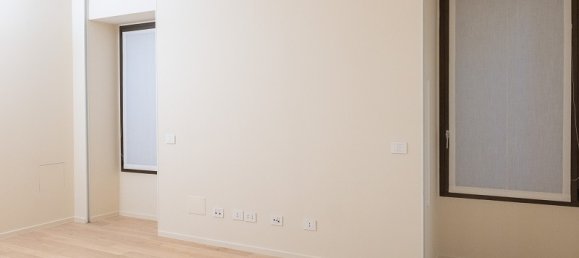 1 bedroom Apartment in Milan, Italy No. 246012 7