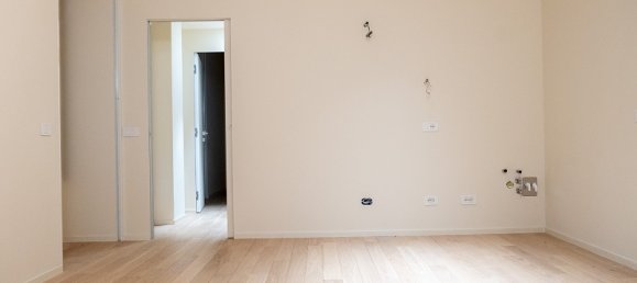 1 bedroom Apartment in Milan, Italy No. 246012 6