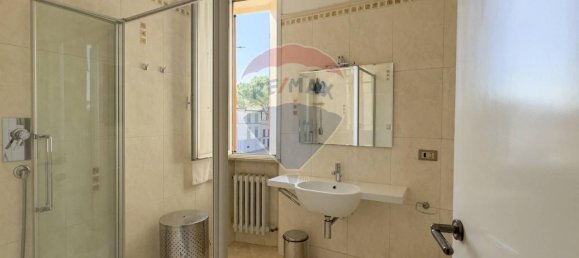 5 rooms Apartment in Jesi, Italy No. 5691 38