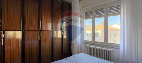 5 rooms Apartment in Jesi, Italy No. 5691 20