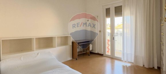 5 rooms Apartment in Jesi, Italy No. 5691 37