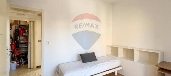 5 rooms Apartment in Jesi, Italy No. 5691 22