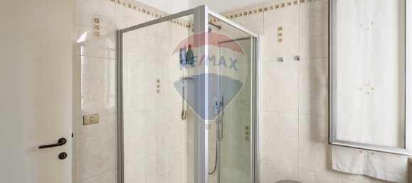 5 rooms Apartment in Jesi, Italy No. 5691 39