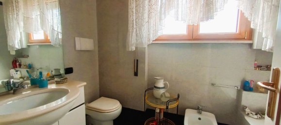 5 rooms Apartment in Rome, Italy No. 287533 26