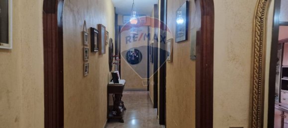 Квартира с 5 комнатами в Палермо, Италия № 52291 3