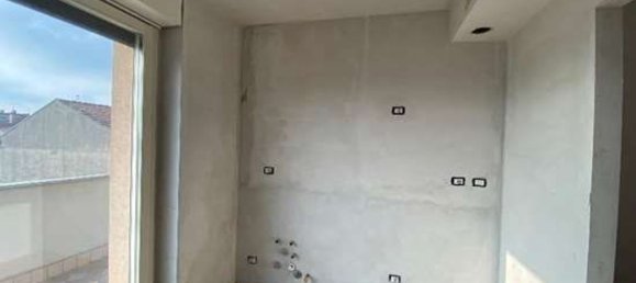 Apartamento de 3 habitaciónes en Abbiategrasso, Italy No. 7858 2