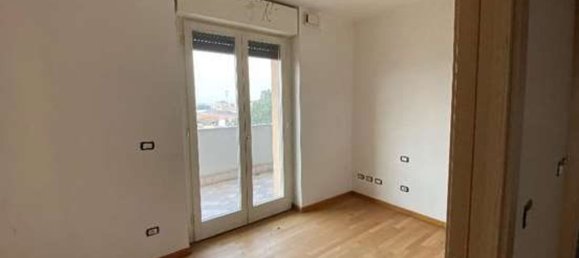 Apartamento de 3 habitaciónes en Abbiategrasso, Italy No. 7858 6