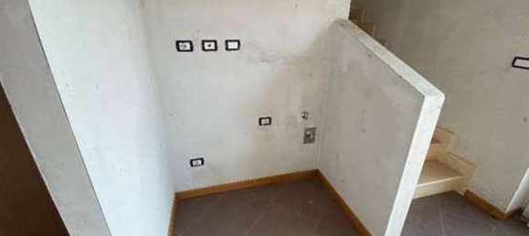 Apartamento de 3 habitaciónes en Abbiategrasso, Italy No. 7858 5