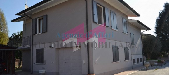 Вилла с 3 спальнями в Кастельмасса, Италия № 107067 11