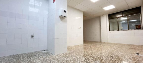 253m² Commercial property in Petrer, Spain No. 98642 24