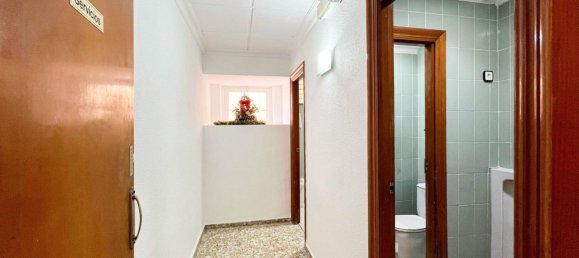 253m² Commercial property in Petrer, Spain No. 98642 37