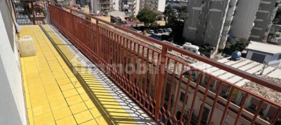 Квартира с 3 спальнями в Палермо, Италия № 275245 14