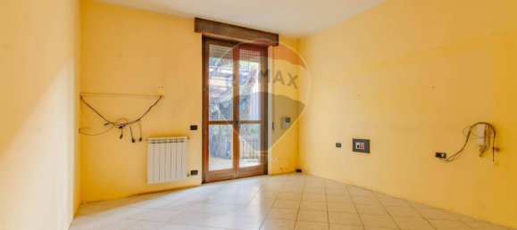 3 Schlafzimmer Villa in Gorla Minore, Italy, Nr. 263558 12