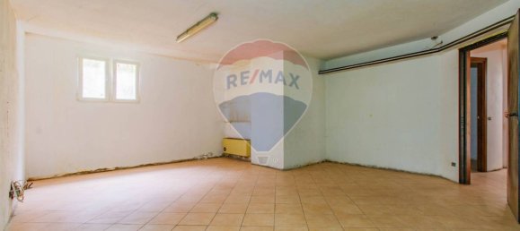 3 Schlafzimmer Villa in Gorla Minore, Italy, Nr. 263558 28