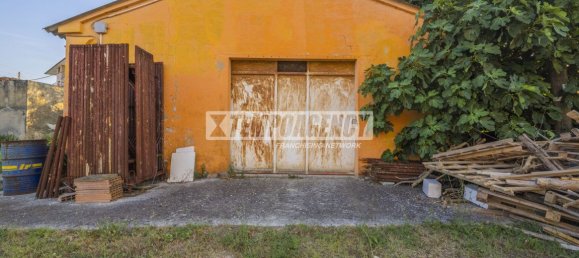 Studio in Corridonia, Italy No. 275056 18
