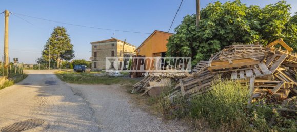 Studio in Corridonia, Italy No. 275056 9