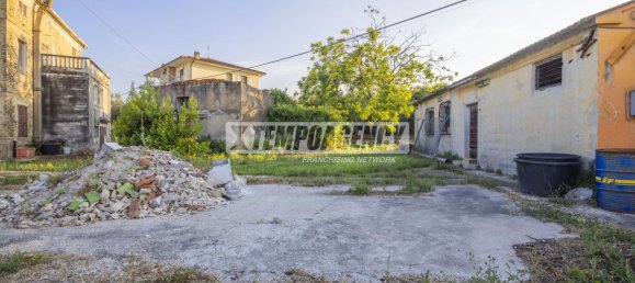 Studio in Corridonia, Italy No. 275056 14