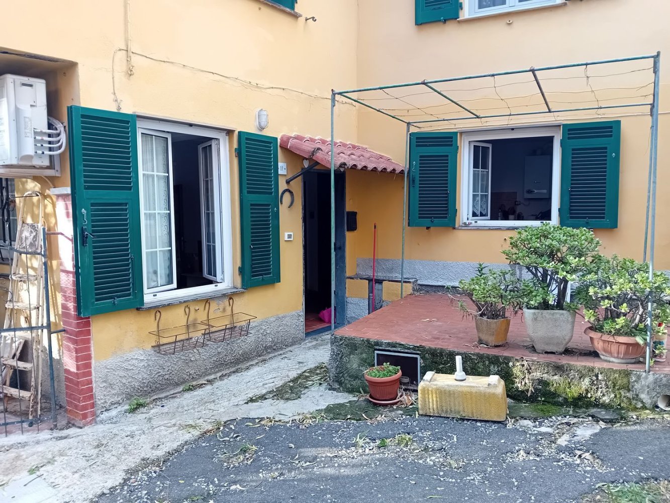 4 Schlafzimmer Wohnung in Chiavari, Italy, Nr. 393821