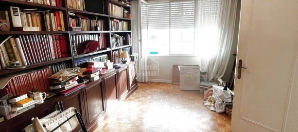 Apartamento de 4 dormitorios en Mahon, Spain No. 4999 6