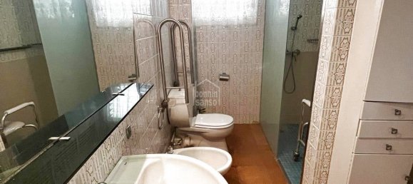 Apartamento de 4 dormitorios en Mahon, Spain No. 4999 16