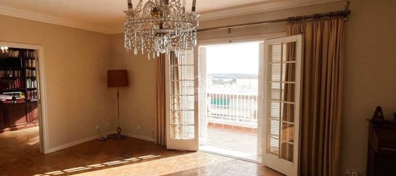 Apartamento de 4 dormitorios en Mahon, Spain No. 4999 5