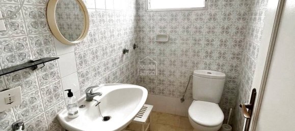 Apartamento de 4 dormitorios en Mahon, Spain No. 4999 10