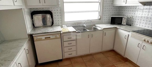 Apartamento de 4 dormitorios en Mahon, Spain No. 4999 7