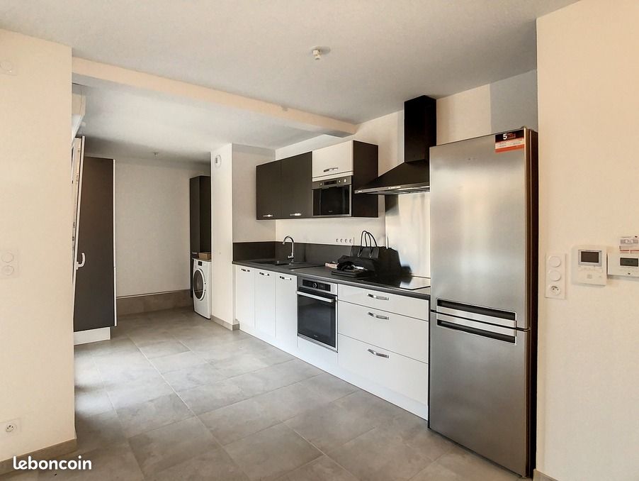 3-salle Appartement à Cernay, France No. 94661