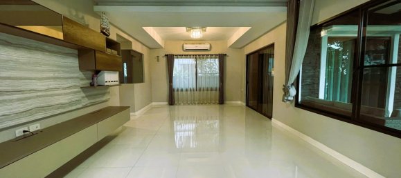 Café / restaurante T4 em Bangkok, Thailand N.º 6307 6