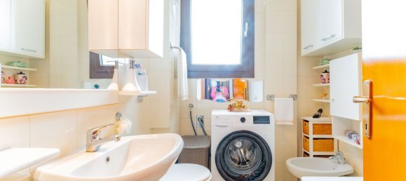 3-salle Appartement à Sedriano, Italy No. 330374 10