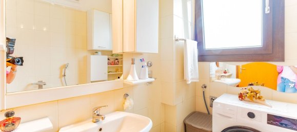 3-salle Appartement à Sedriano, Italy No. 330374 9