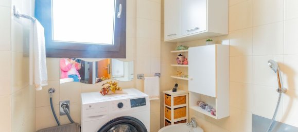 3-salle Appartement à Sedriano, Italy No. 330374 7