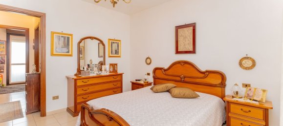 3-salle Appartement à Sedriano, Italy No. 330374 14