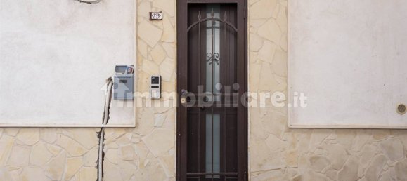 5 rooms Building in Aci Bonaccorsi, Italy No. 375235 2