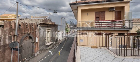 5 rooms Building in Aci Bonaccorsi, Italy No. 375235 5