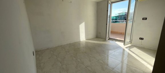 4 rooms Apartment in Giugliano in Campania, Italy No. 114776 7