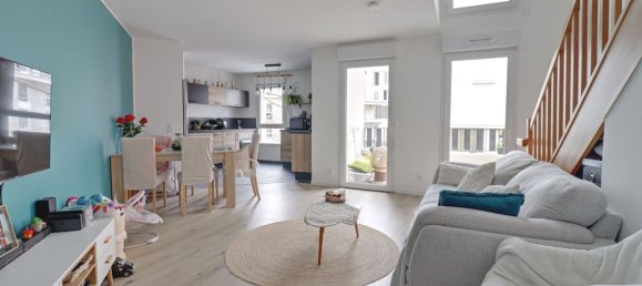 2 bedrooms Duplex in Poissy, France No. 180613 4