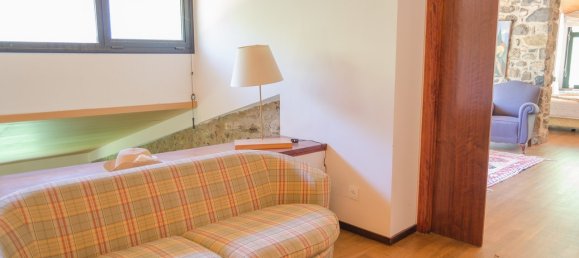 Villa de 3 dormitorios en Santa Pau, Spain No. 4829 17