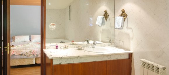 Villa de 3 dormitorios en Santa Pau, Spain No. 4829 15