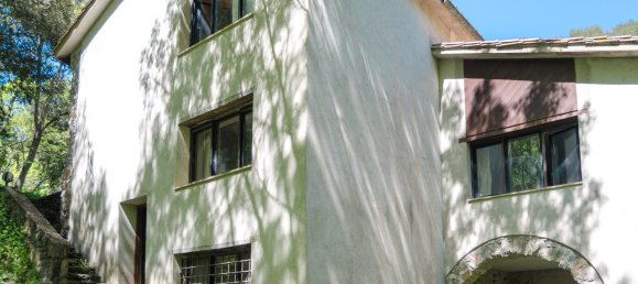 Villa de 3 dormitorios en Santa Pau, Spain No. 4829 4