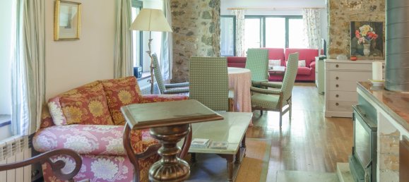 Villa de 3 dormitorios en Santa Pau, Spain No. 4829 22