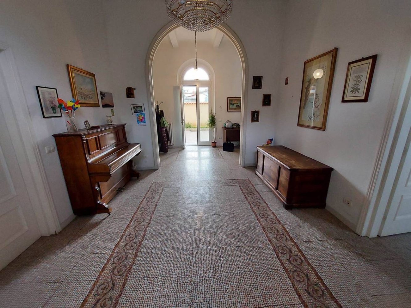 6 Schlafzimmer Wohnung in Livorno, Italy, Nr. 222850