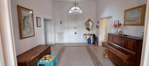 6 Schlafzimmer Wohnung in Livorno, Italy, Nr. 222850 35