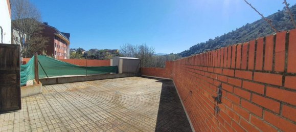 Gewerbliche Immobilie in Leon, Spain 108m², Nr. 79810 6
