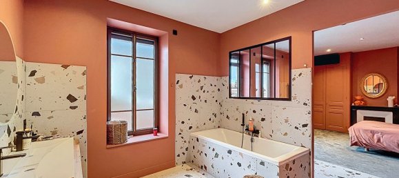 3 Schlafzimmer Haus in Roanne, France, Nr. 207229 4