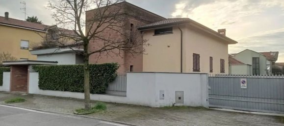 4 rooms Villa in Mezzago, Italy No. 7740 19
