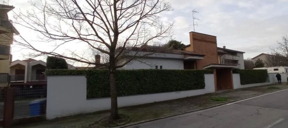 4 rooms Villa in Mezzago, Italy No. 7740 25