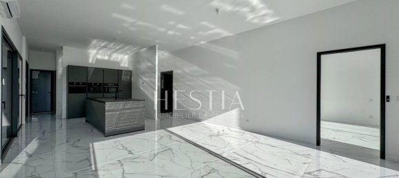 3 Schlafzimmer Haus in Peyrieu, France, Nr. 269273 4