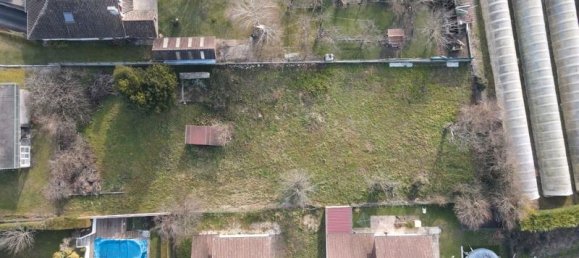 Земельный участок 476м² в Муаран, Франция № 206111 2